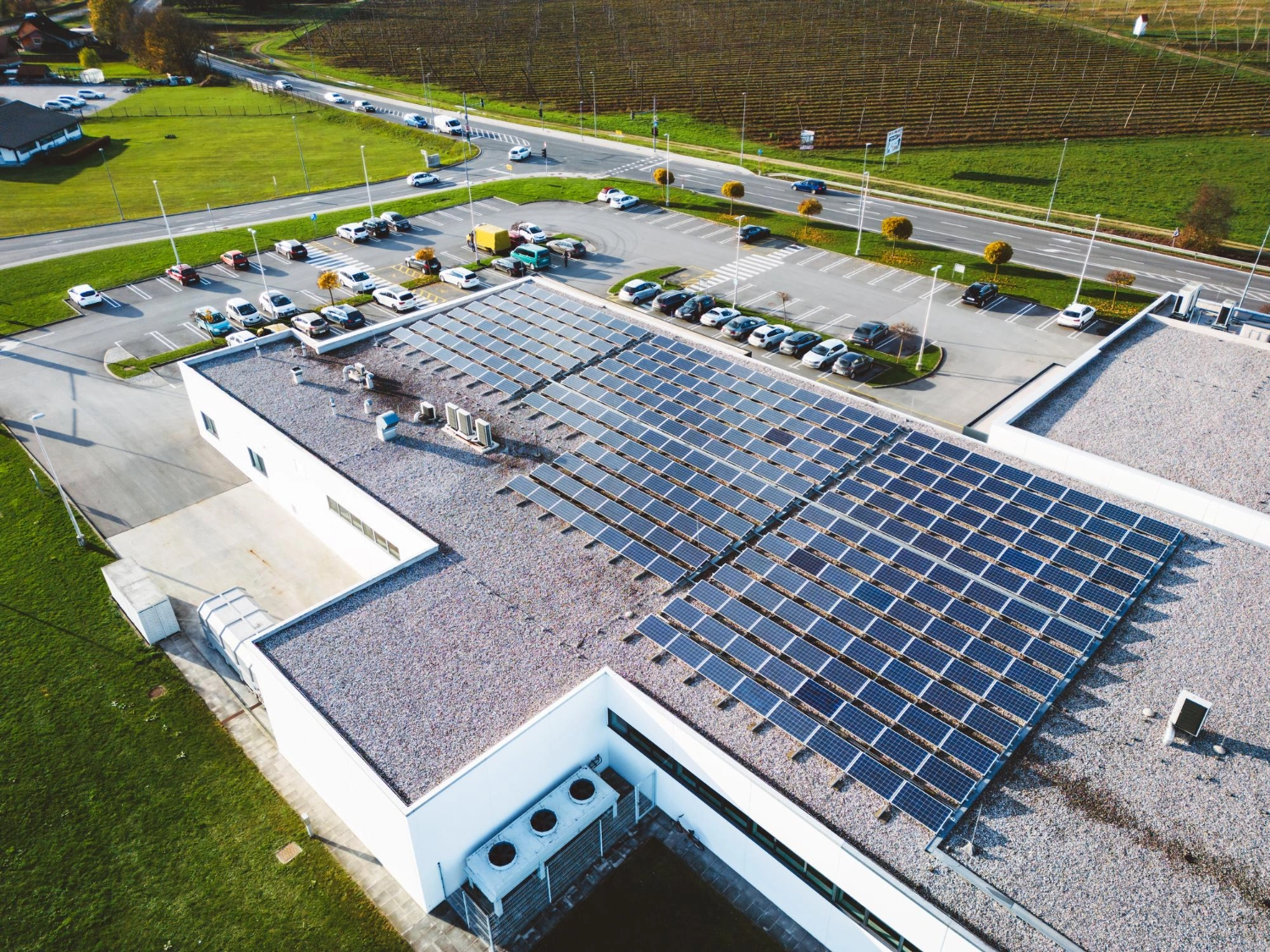 Installation-Panneaux-Solaire-Industrielle-Tunisie